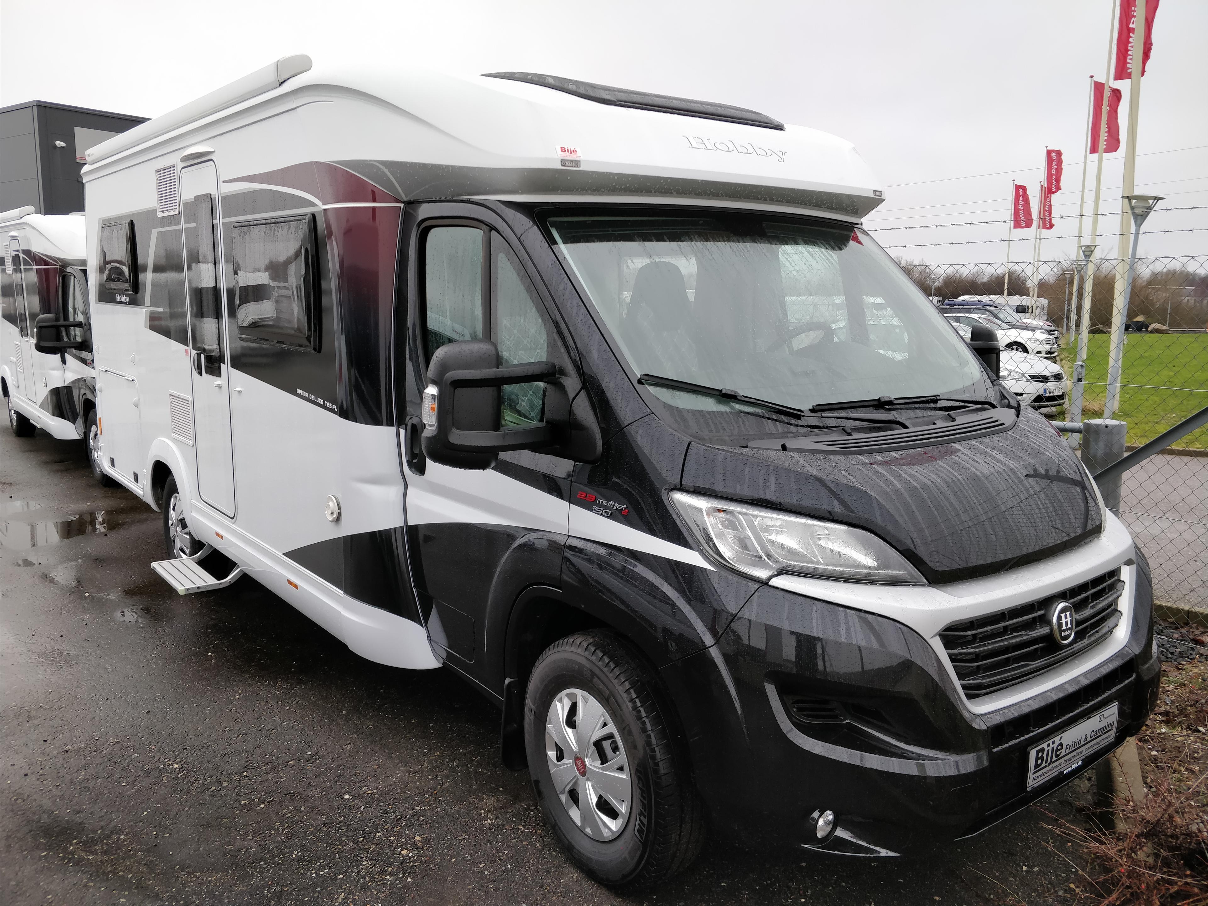 Hobby Optima De Luxe T65 FL højre side